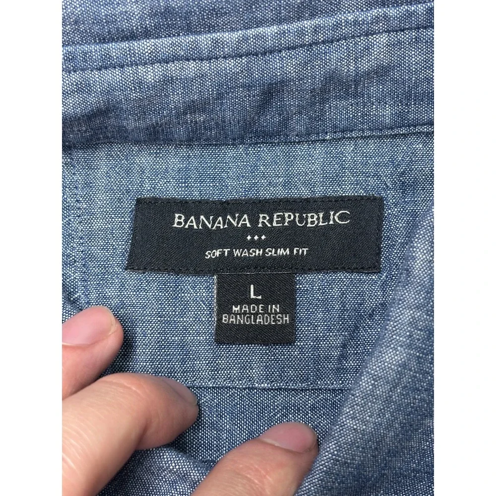 Banana‎ Republic Soft Wash Slim Fit Chambray Shirt Mens L Blue Cotton Button Up